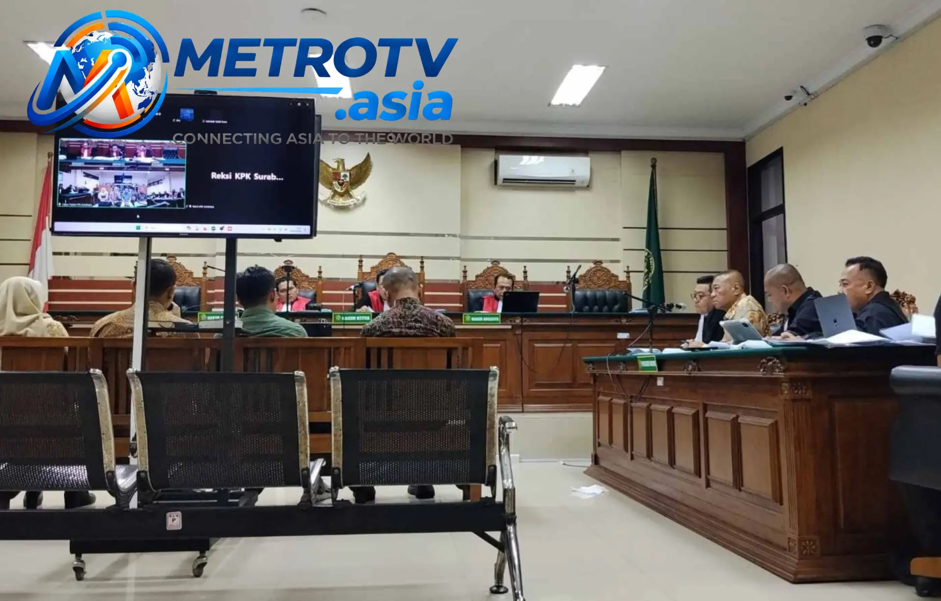 Suasana ruang sidang Pengadilan Tipikor Surabaya saat persidangan kasus dugaan korupsi Gatut Sunu Wibowo, Selasa 20 Oktober 2026