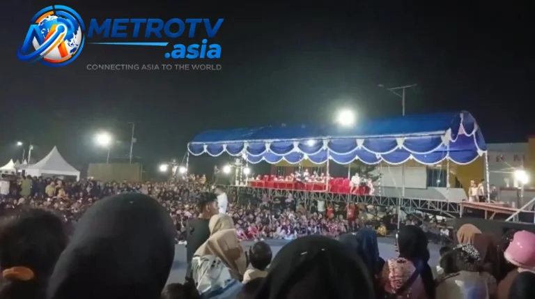 Suasana pembukaan Morotai Festival 2026 di Pulau Morotai, Senin 26 Oktober 2026, dihadiri ribuan warga namun Bupati Rusli Sibua tidak terlihat hadir
